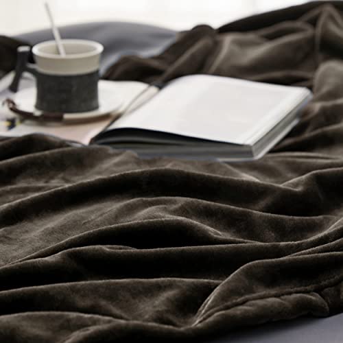 Bedsure Brown Fleece King Blanket - Soft & Cozy